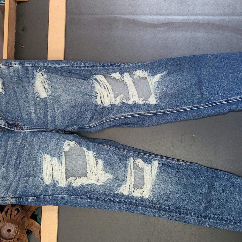 Ae mom jeans